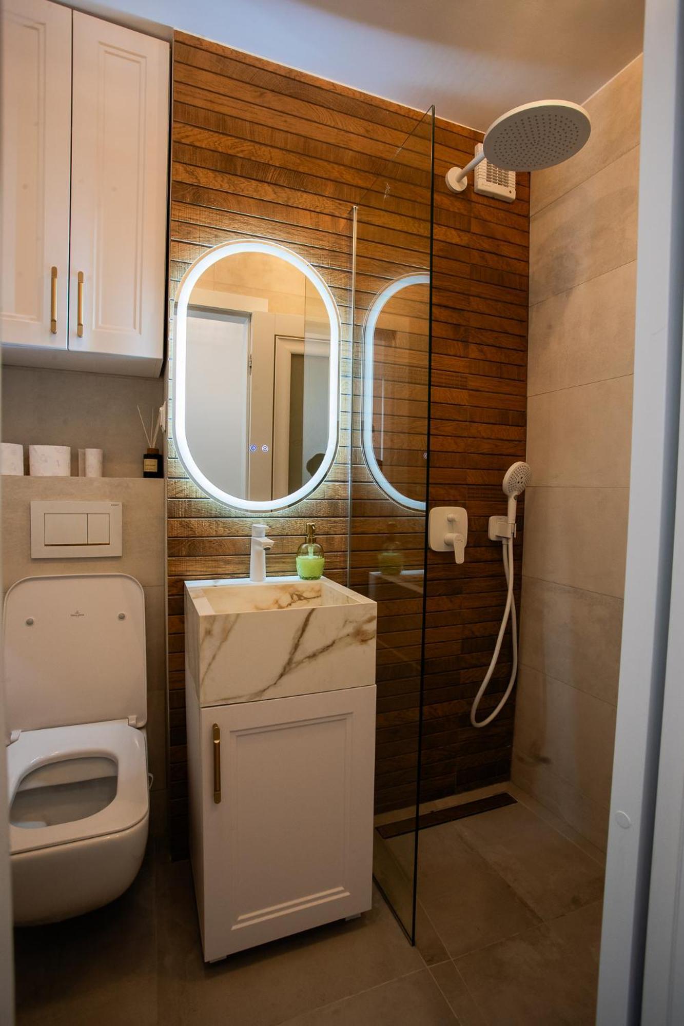 Apartment Onyx Carolyne Bistriţa Dış mekan fotoğraf