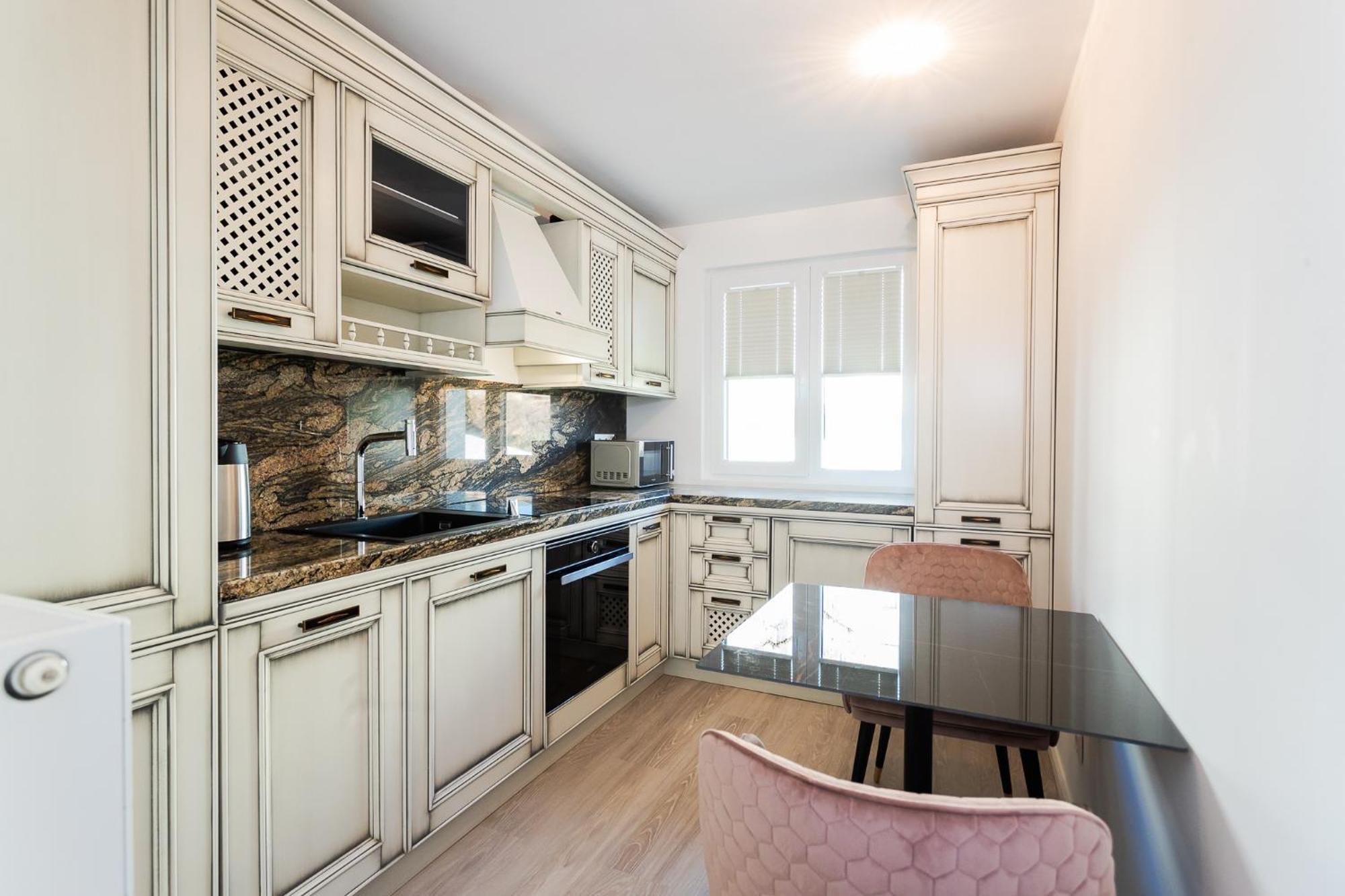 Apartment Onyx Carolyne Bistriţa Dış mekan fotoğraf