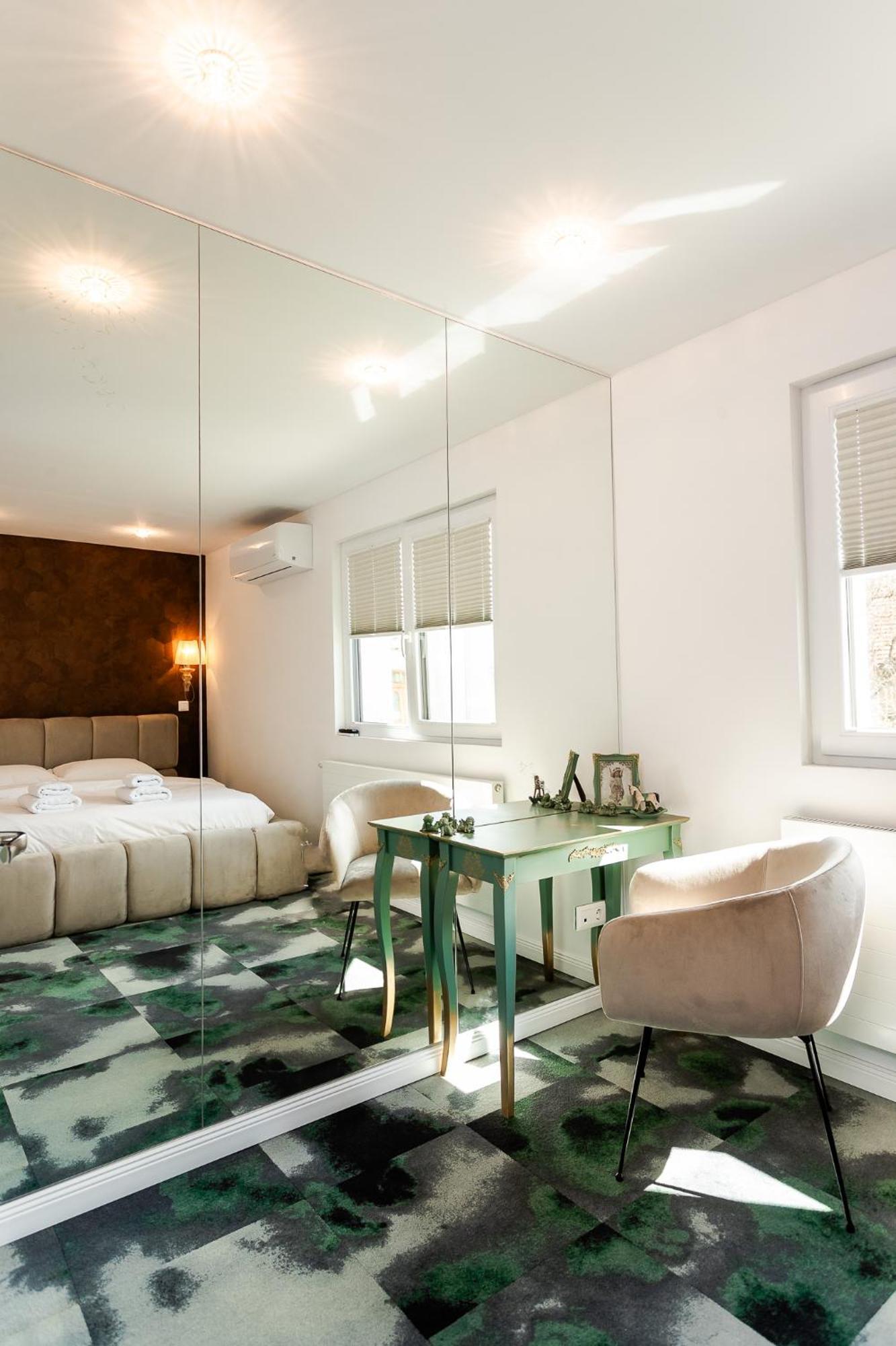 Apartment Onyx Carolyne Bistriţa Dış mekan fotoğraf
